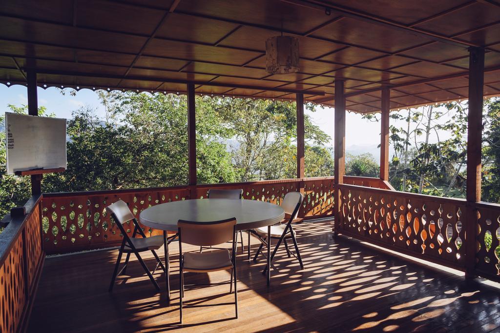 Spanish By The River - Turrialba Dış mekan fotoğraf